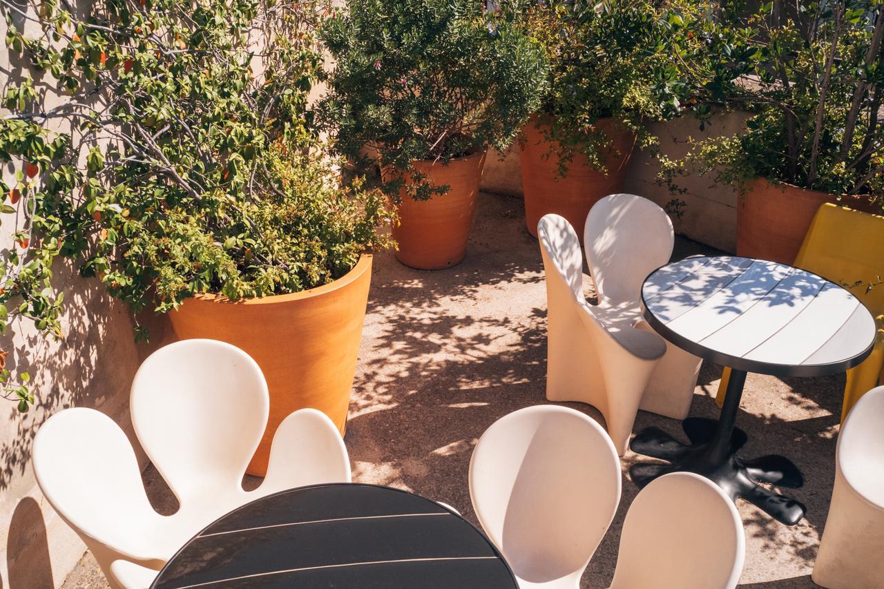 Du Cloitre Hotel
