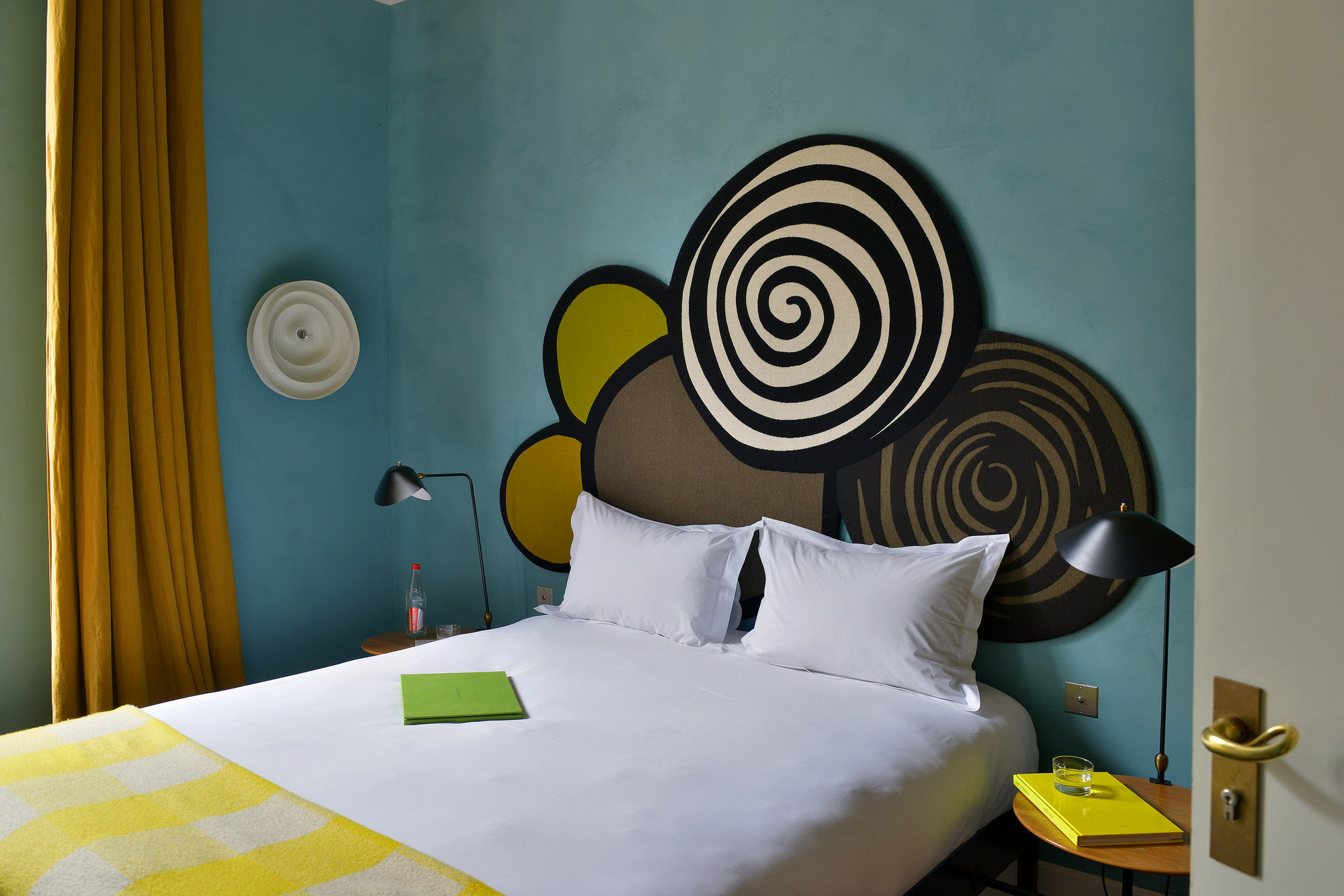 Du Cloitre Hotel 2*